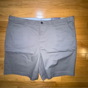 Flat Front Shorts NWT Croft and Barrow Size 44 Gray. 8” inseam.